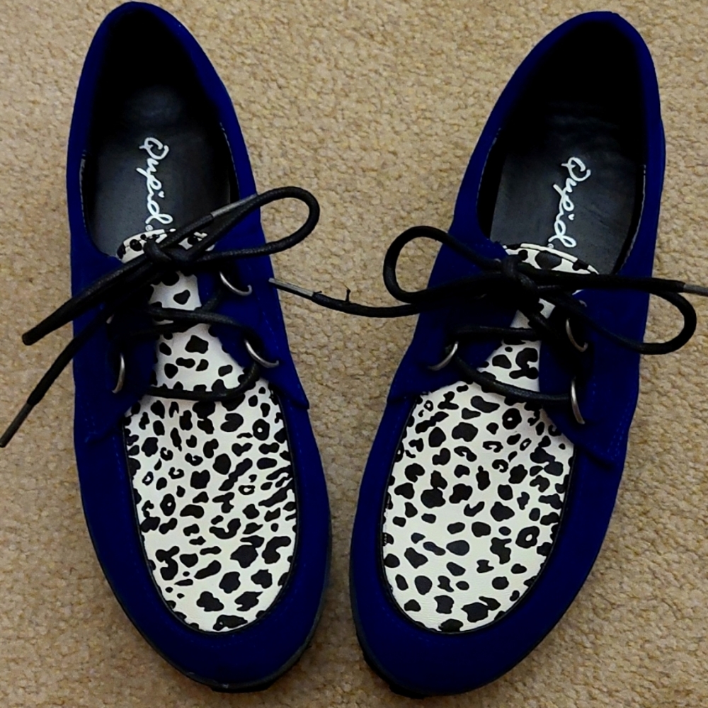 Blue suède shoes